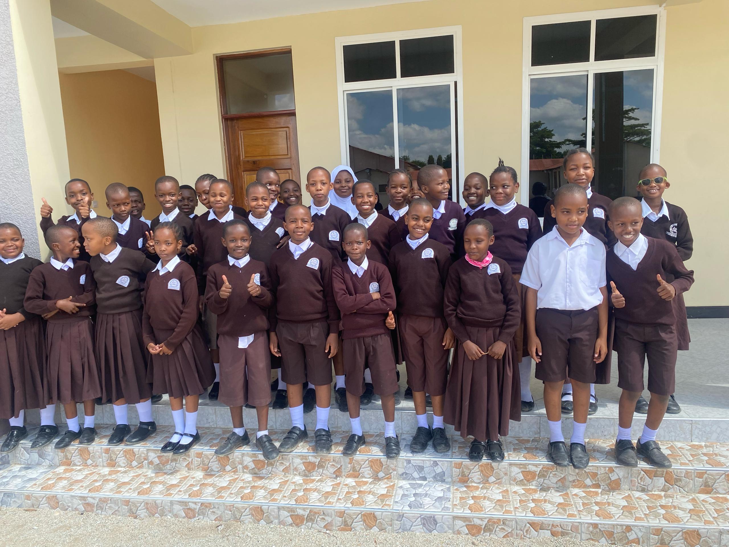 Wanafunzi wa Brother Martin Primary School.